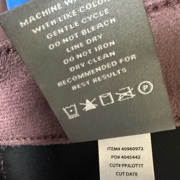 NWT; Torrid Skinny Faux Leather high rise Pant🌟 - Picture 8 of 10